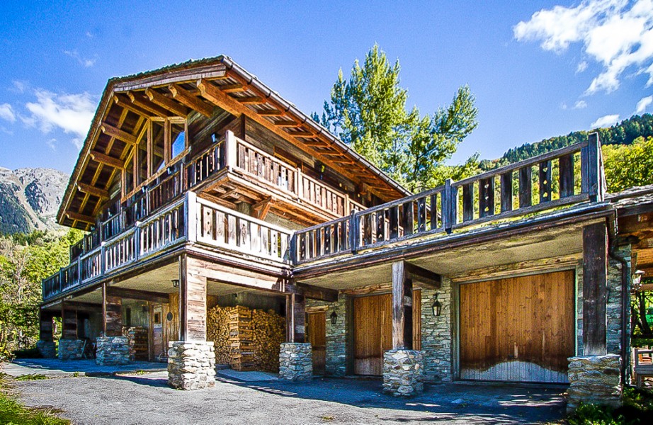 Chalet for sale in STE FOY TARENTAISE Savoie Fabulous ski chalet in a rural location